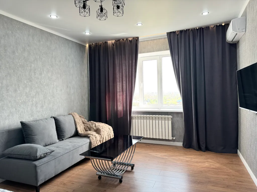 Уютная и современная квартира в ЖК Лазурный.