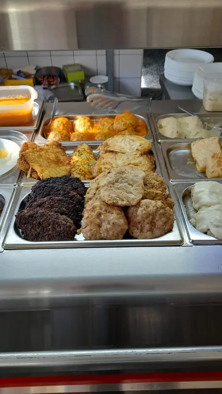 Отличная студия с видом на море, в центре