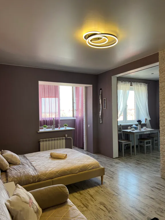 Уютная видовая 2-комнатная квартира