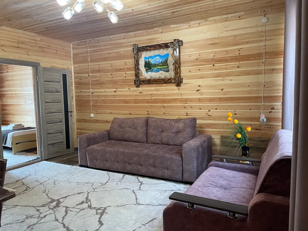 Коттедж Этаж целиком с отдельным входом — Архыз