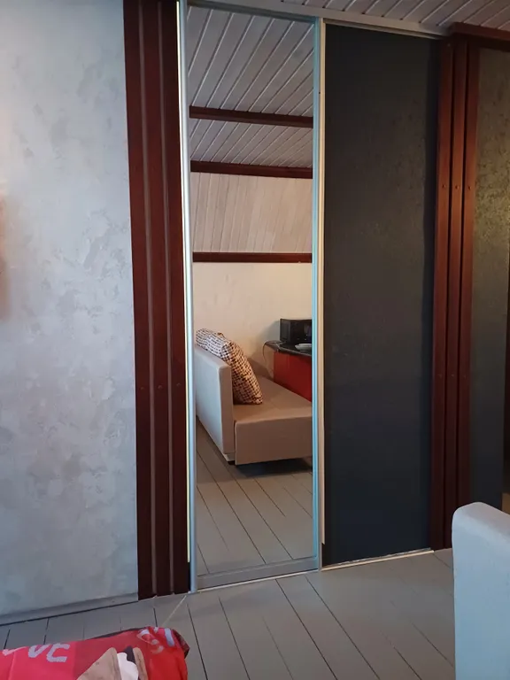 Уютная комната в частном доме с отдельным с/у