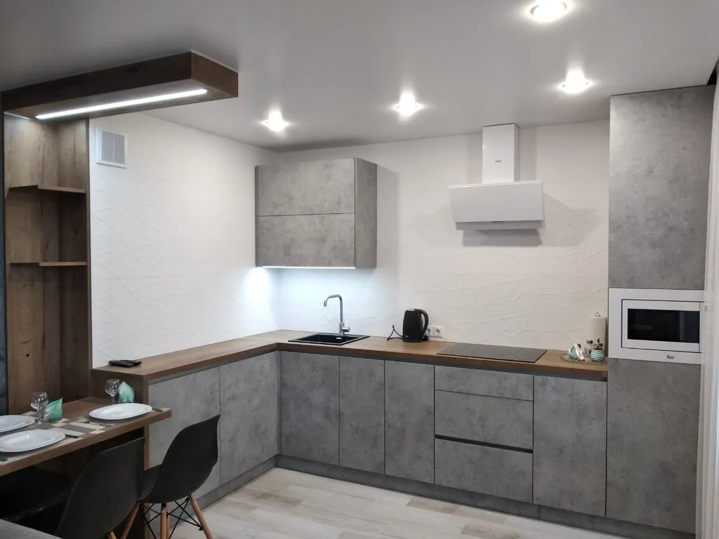 Уютная студия с дизайнерский ремонтом