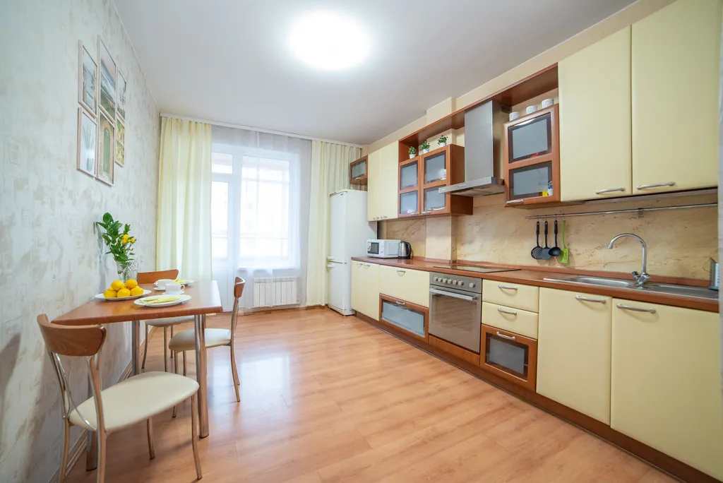 Три шоколада