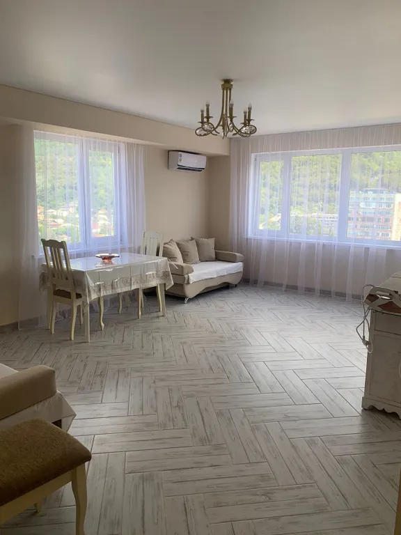 Квартира Квартира в центре города рядом с морем — Гагра