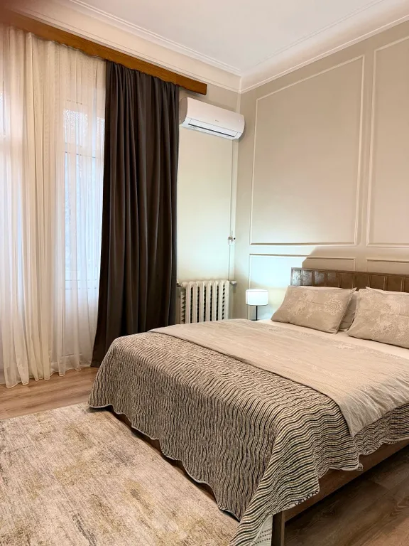 Рядом с бульваром в центре, 2 комнаты