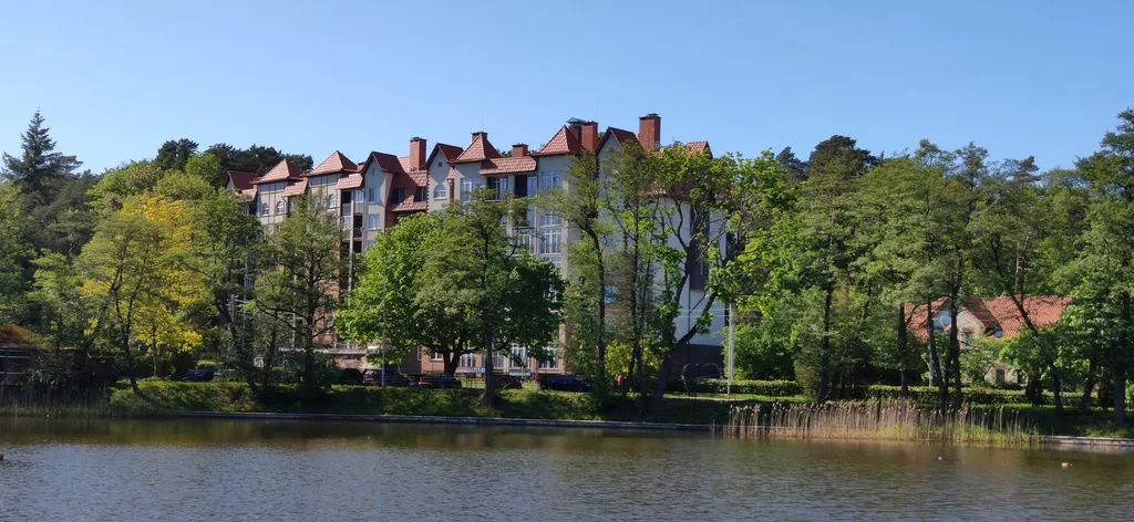 Квартира Апартаменты крокус в шикарным видом на озеро — Светлогорск