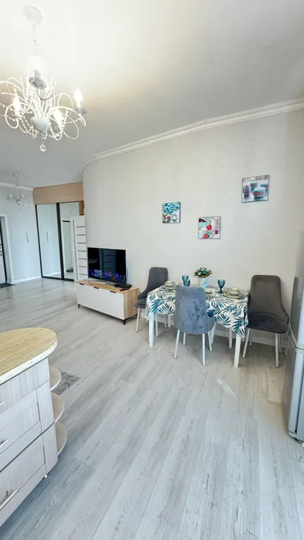 2-х комнатная ЖК Дипломат центр левого берега