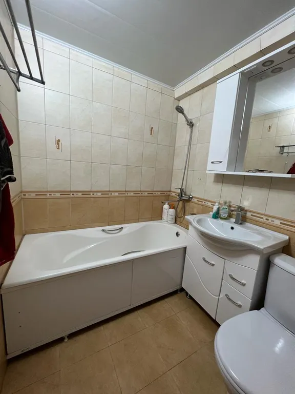 4-комнатная Квартира