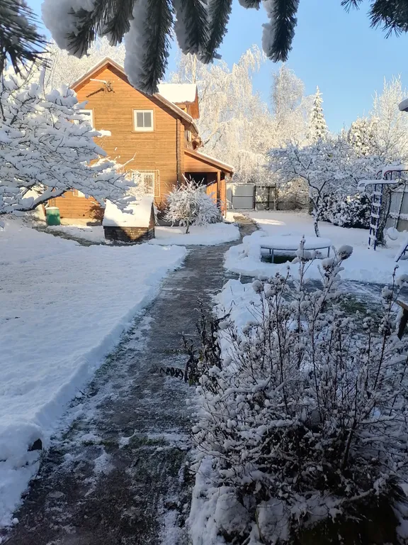 Коттедж Дом 2 этажа, баня на дровах — аренда посуточно в Кировск (Ленинградская область)