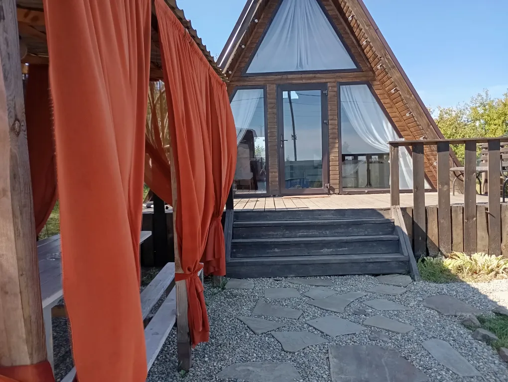 Дом за Дериглазова с баней и чаном