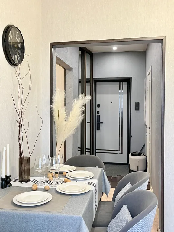 Дизайнерская квартира на Взлетке рядом с торговым центром Планета