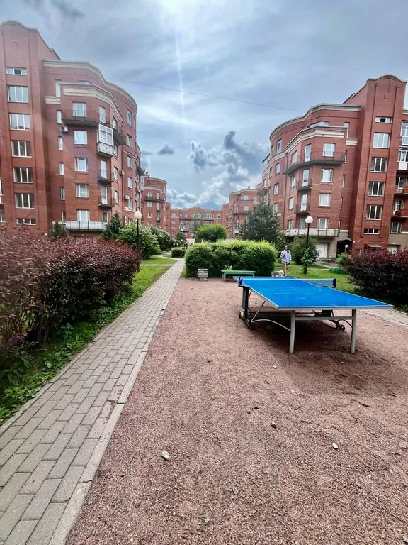Квартира с потолками 4 метра в доме бизнес класса