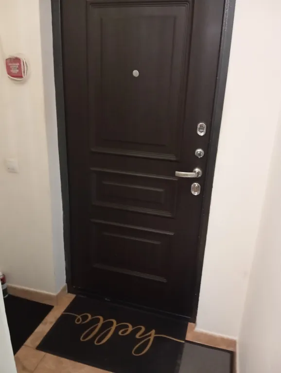 Комната с балконом у метро