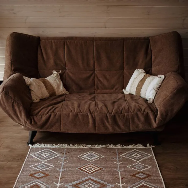 Треугольный дом с банным чаном A-freme paradise house by