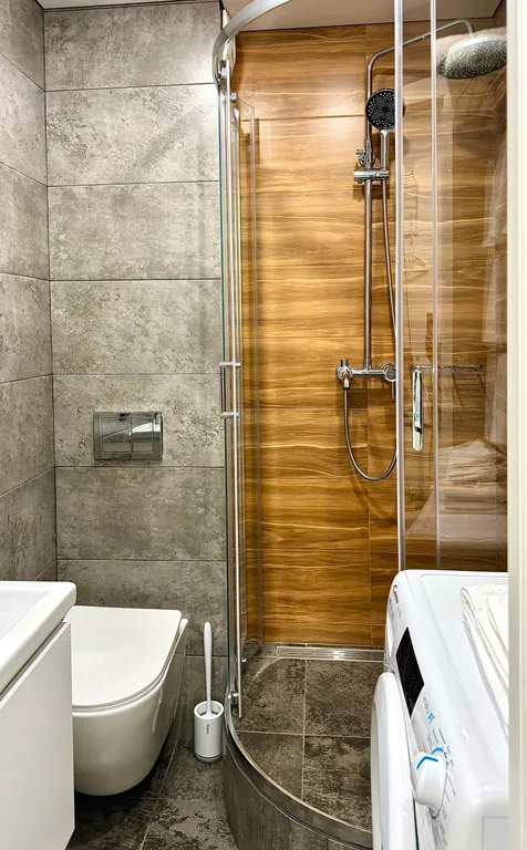 Комфортная студия с дизайнерским ремонтом, рядом море, парк, магазины