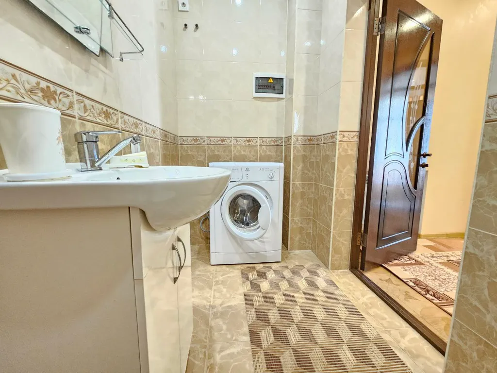 Двухкомнатные комфортабельные апартаменты на берегу моря