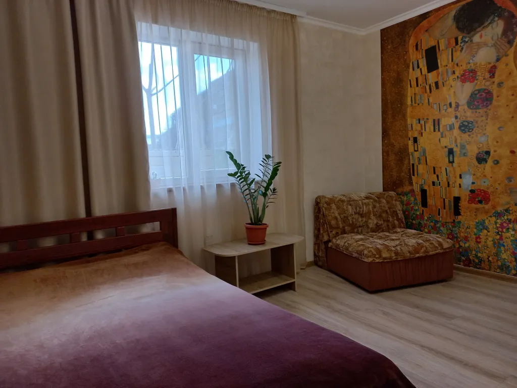 1-комнатная квартира в курортной части города с двориком — аренда посуточно в Евпатория