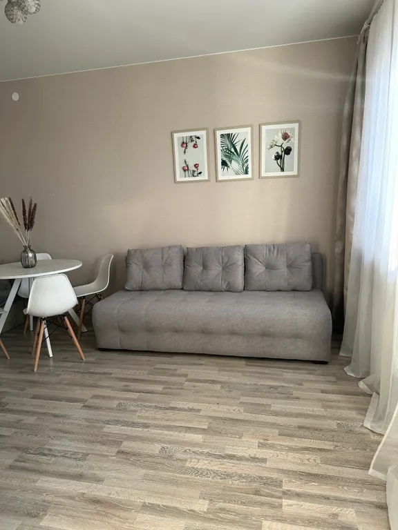 Квартира Светлые и уютные апартаменты возле аэропорта — Иркутск