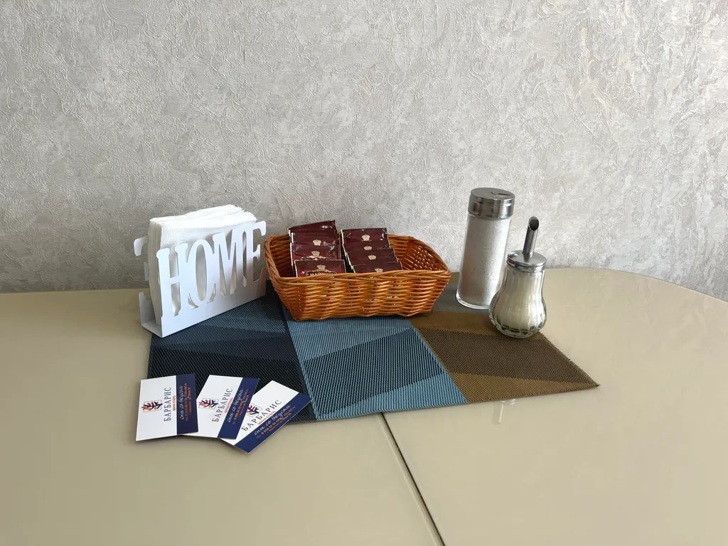 Просторная двухкомнатная с большой кухней у ДК Металлургов