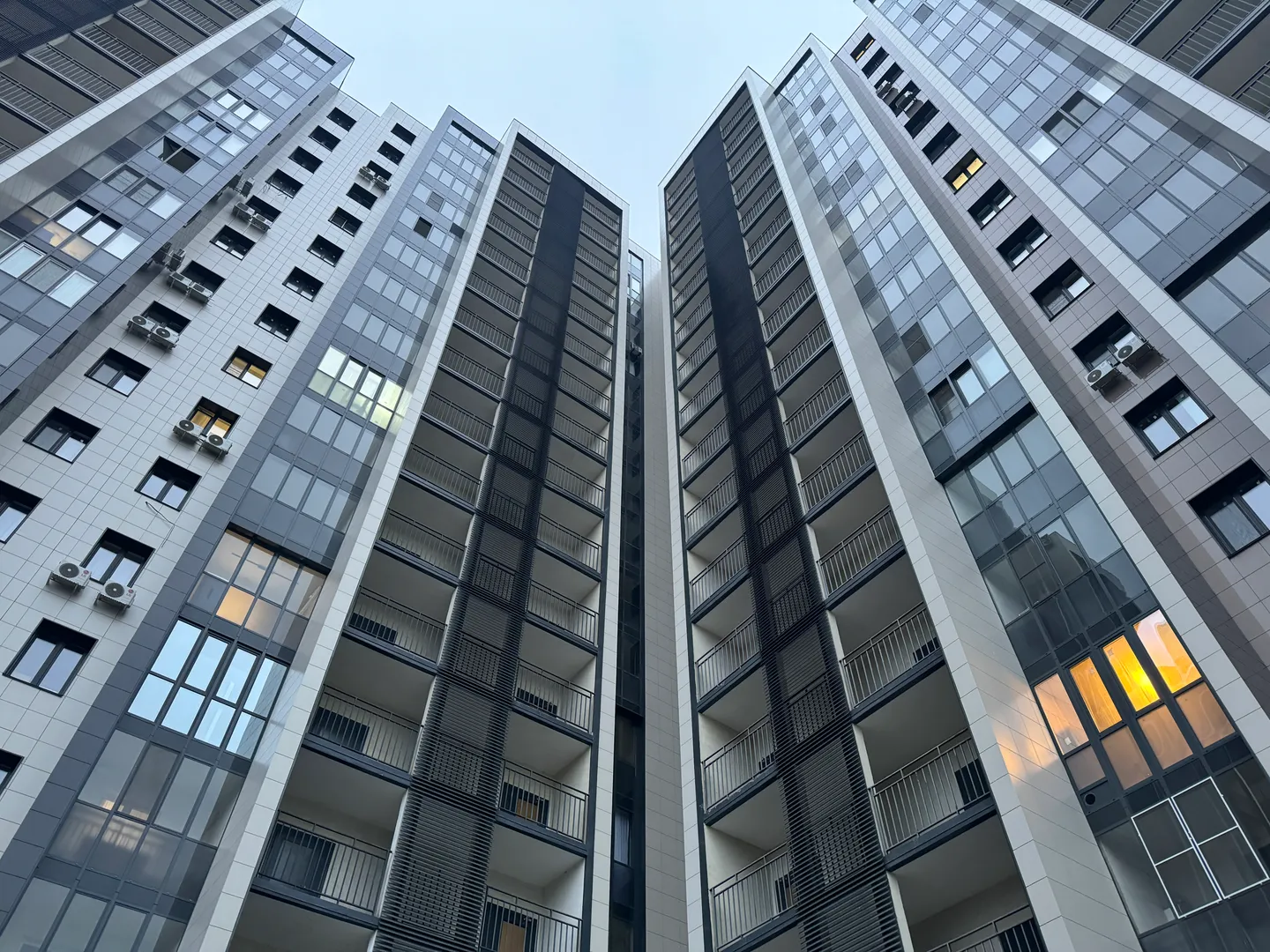 Фото