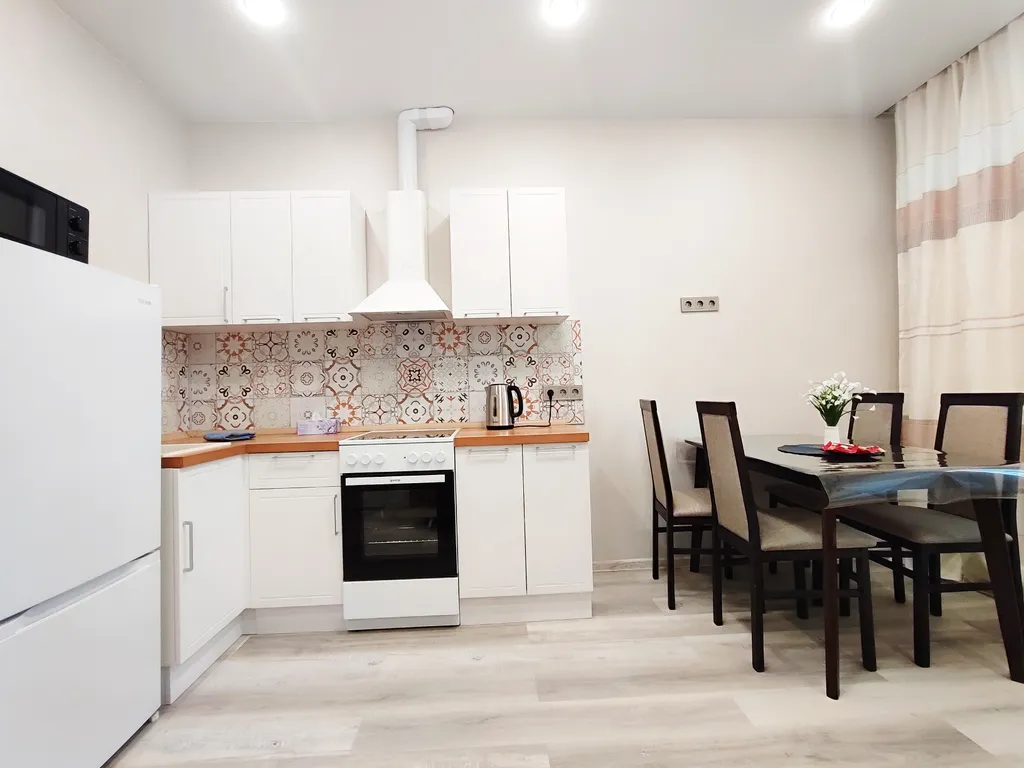 Полноценная 2-комнатная квартира рядом с Аэропортом