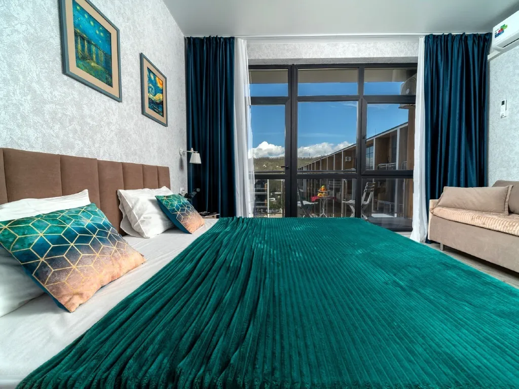 Апартамент в комплексе бизнес класса с бассейном