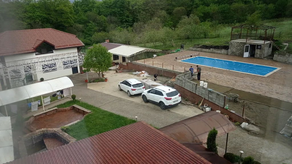 Дом возле термалок