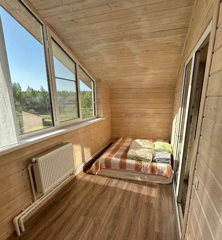 Дом и баня в окружении сказочного леса