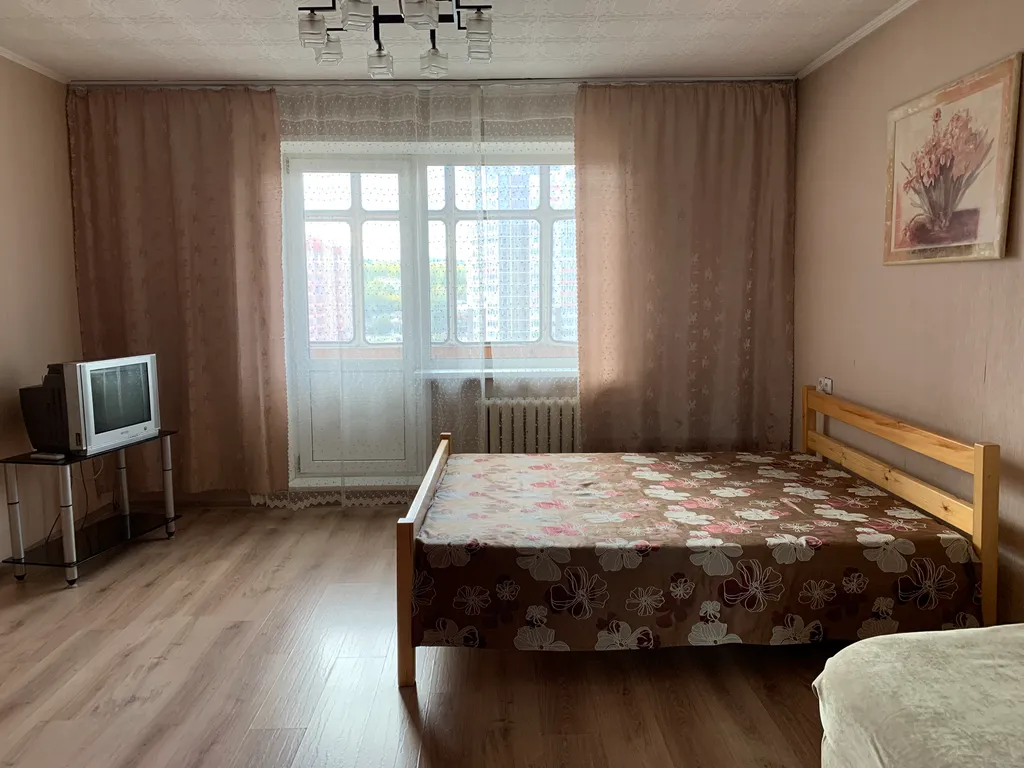 Квартира Современная однокомнатная квартира возле СФУ — Красноярск