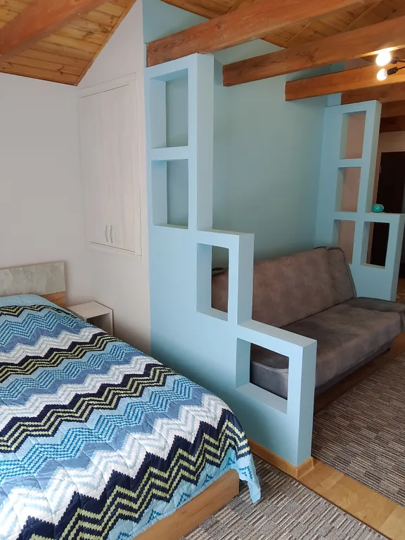 Уютная студия в тихом зелёном районе