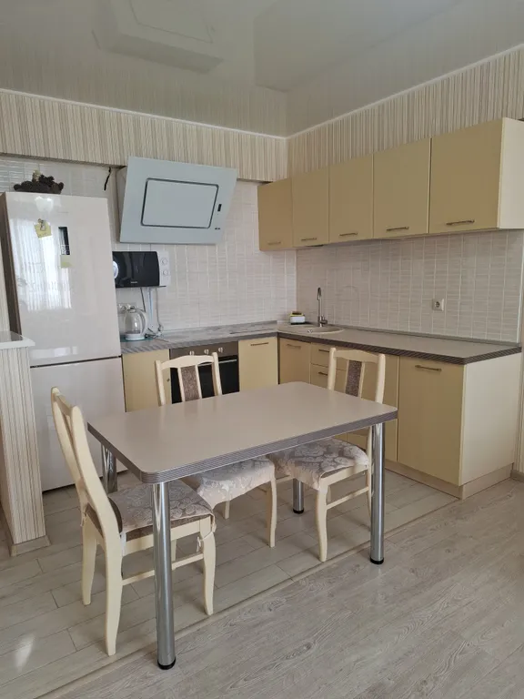 Двухкомнатные апартаменты с потрясающим видом на море и горы