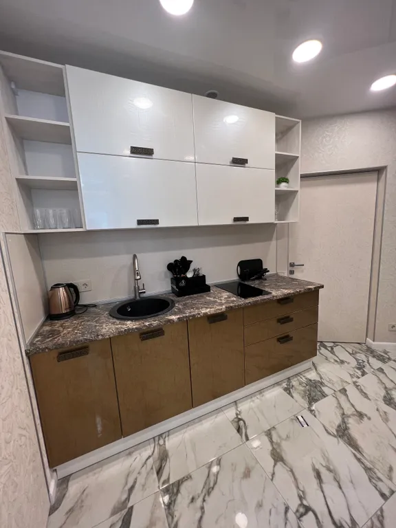 Студия с дизайнерским ремонтом