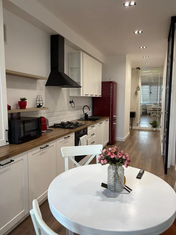 Романтическая квартира с дизайнерским ремонтом