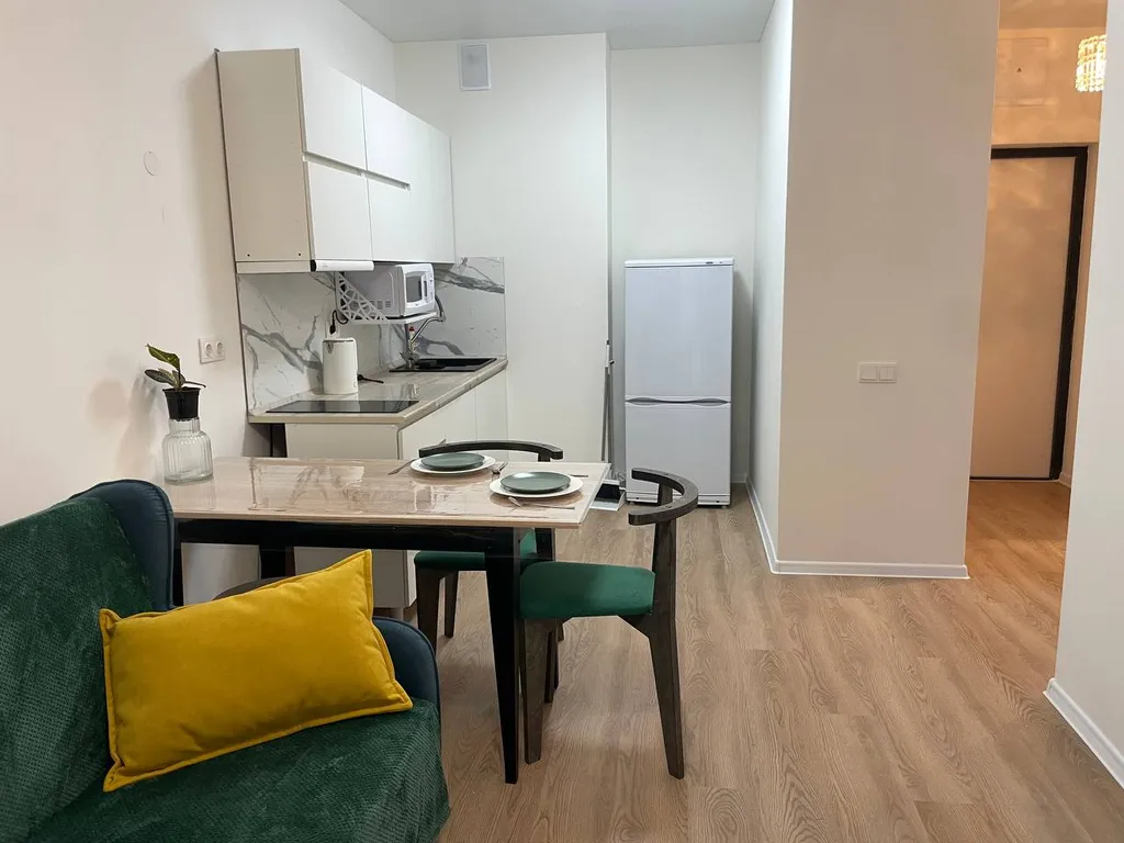 Новая уютная евродвушка с балконом возле аэропорта Домодедово