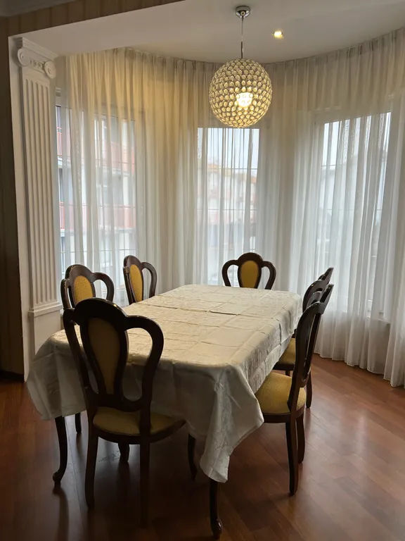 Вилла в тихом центре в шаге от Амалиенау