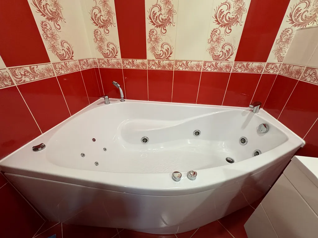 Апартаменты с видом на город с 24 этажа