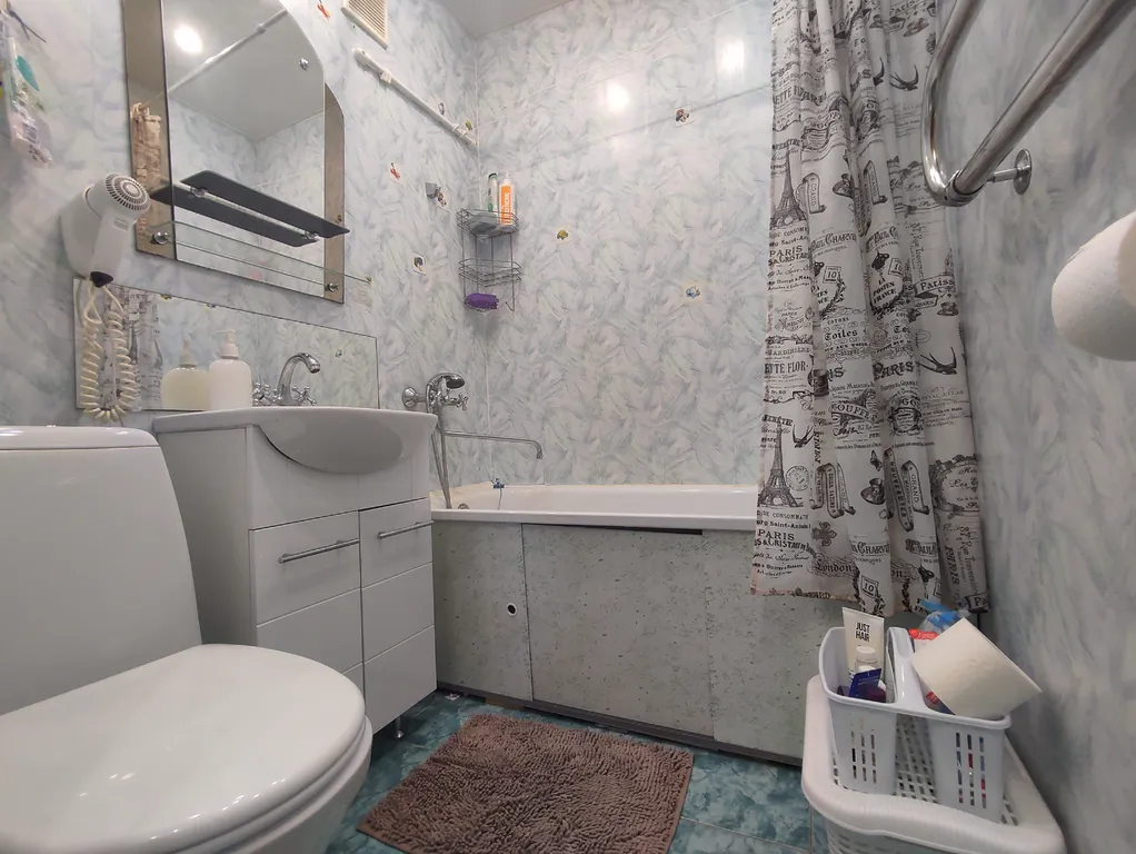 Две очень светлые комнаты КвартАпарт у Кремля