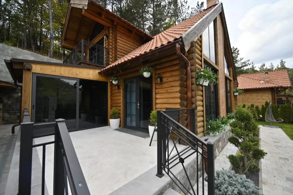 5-комнатный Дом