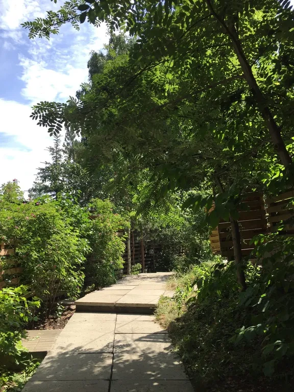 Семейное бунгало на Банном Гостевой