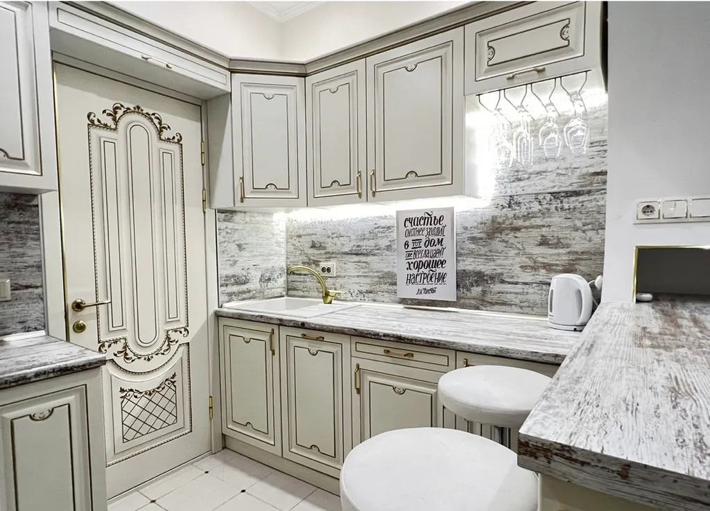 Дом на цветнике