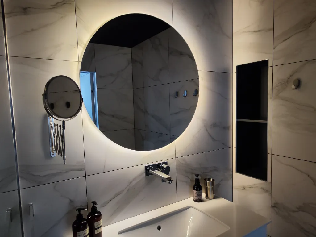 Квартира Стильные апартаменты с панорамным видом на море — Светлогорск