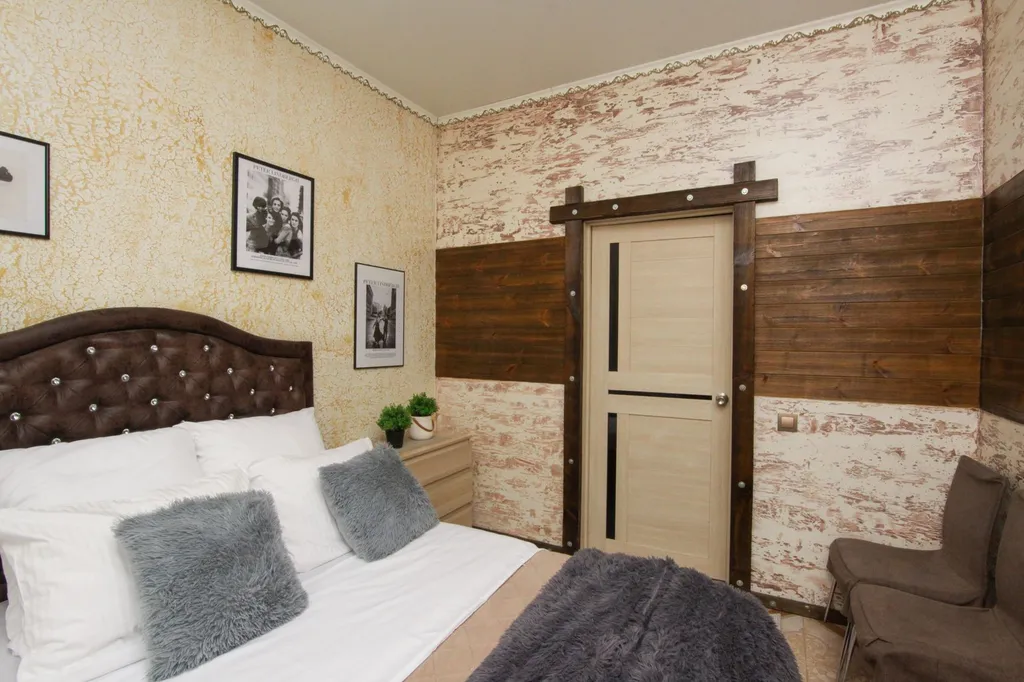 Современный дом с баней и караоке