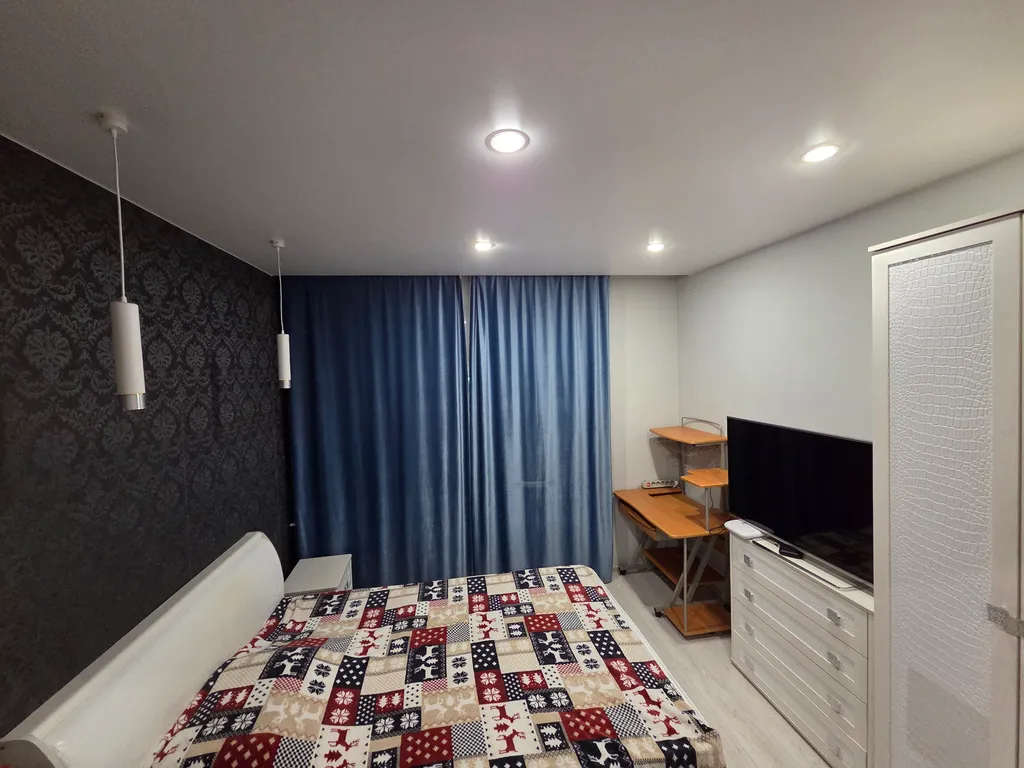 Теплая светлая двухкомнатная квартира в самом центре города