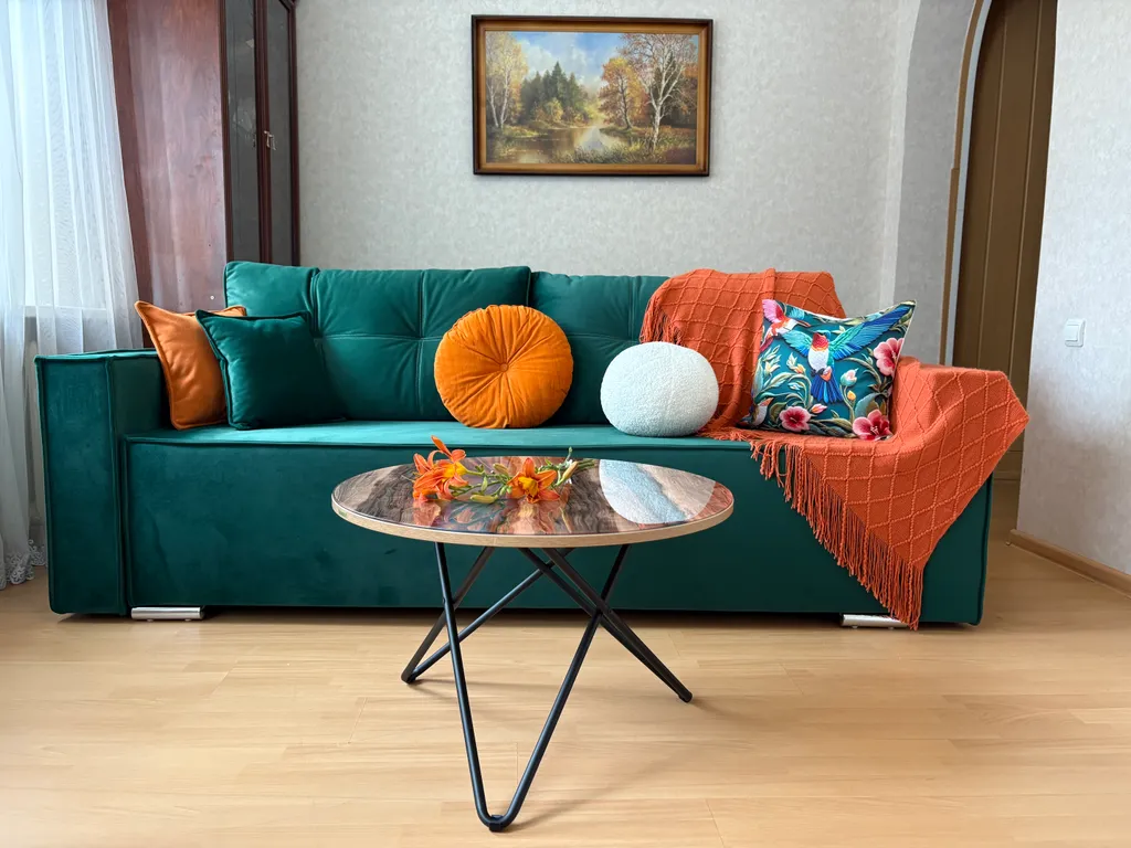 Двухэтажный дом из 5 комнат, с уютным двориком и мангалом