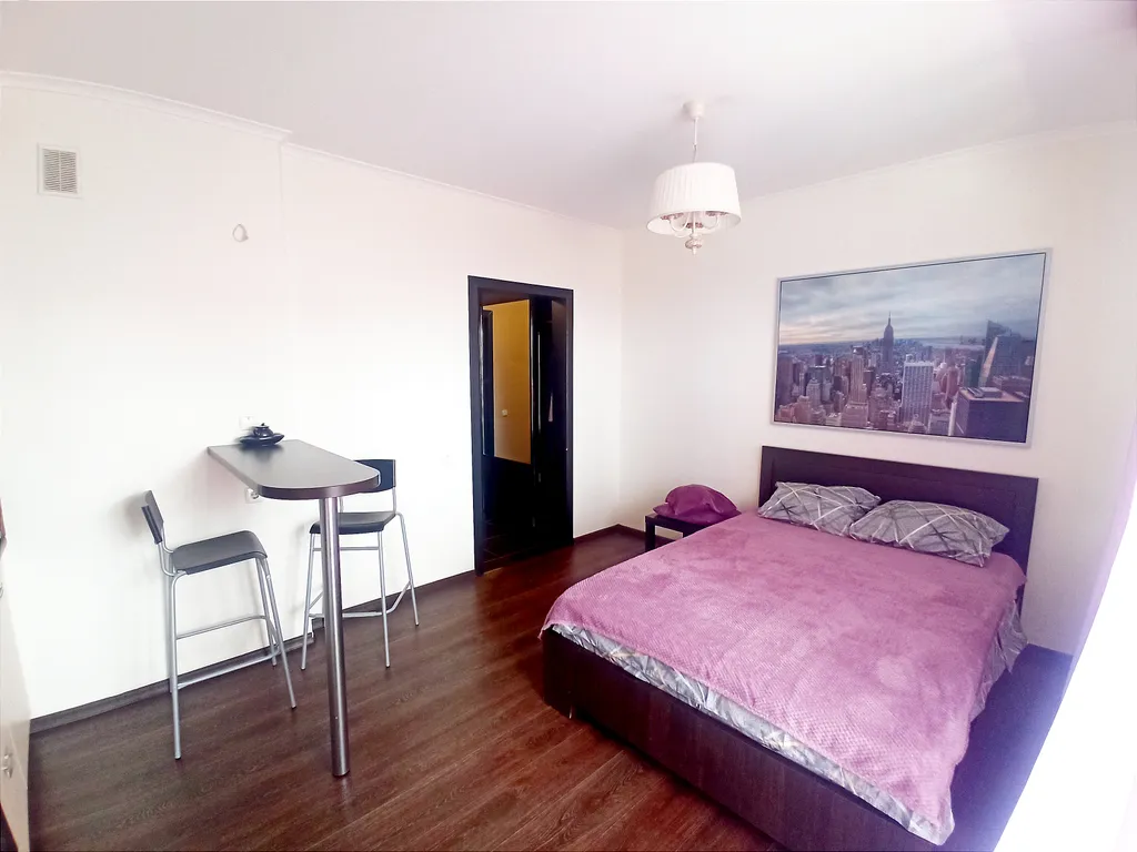 Отличная квартира-студия в центре