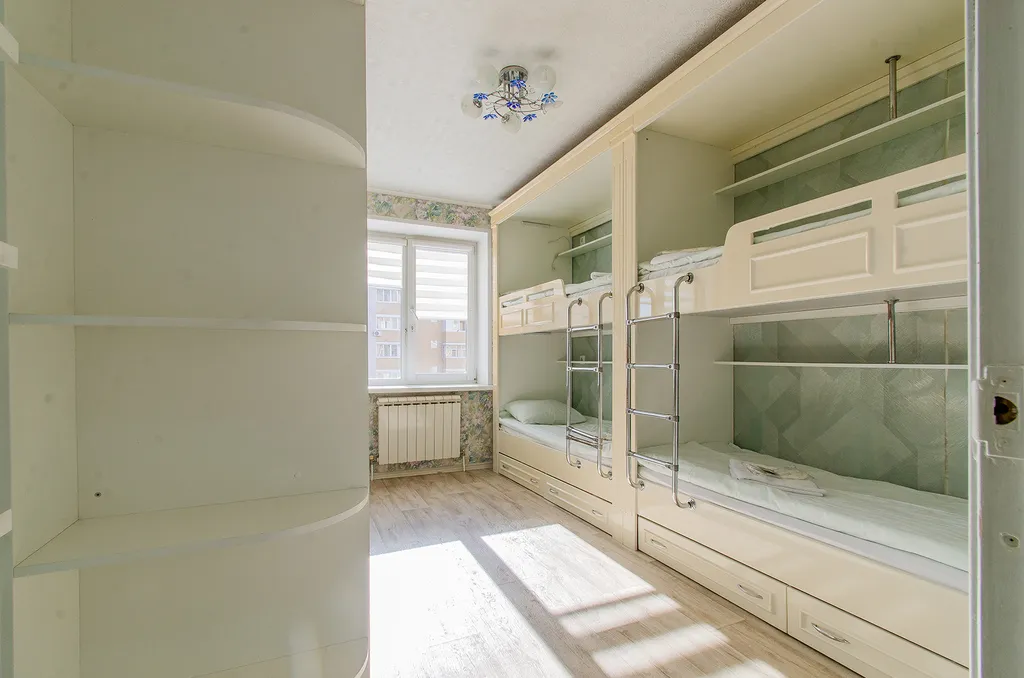 Двухкомнатные апартаменты возле ортопедии