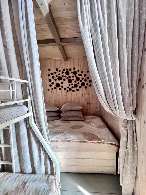 Уютный коттедж с мангалом и видом на Волгу