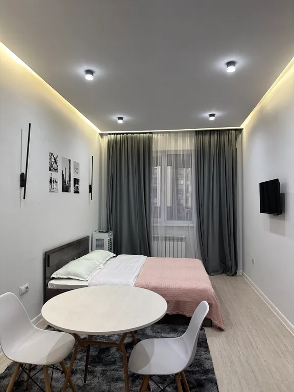 Апартамент возле ТРЦ Мега Париж