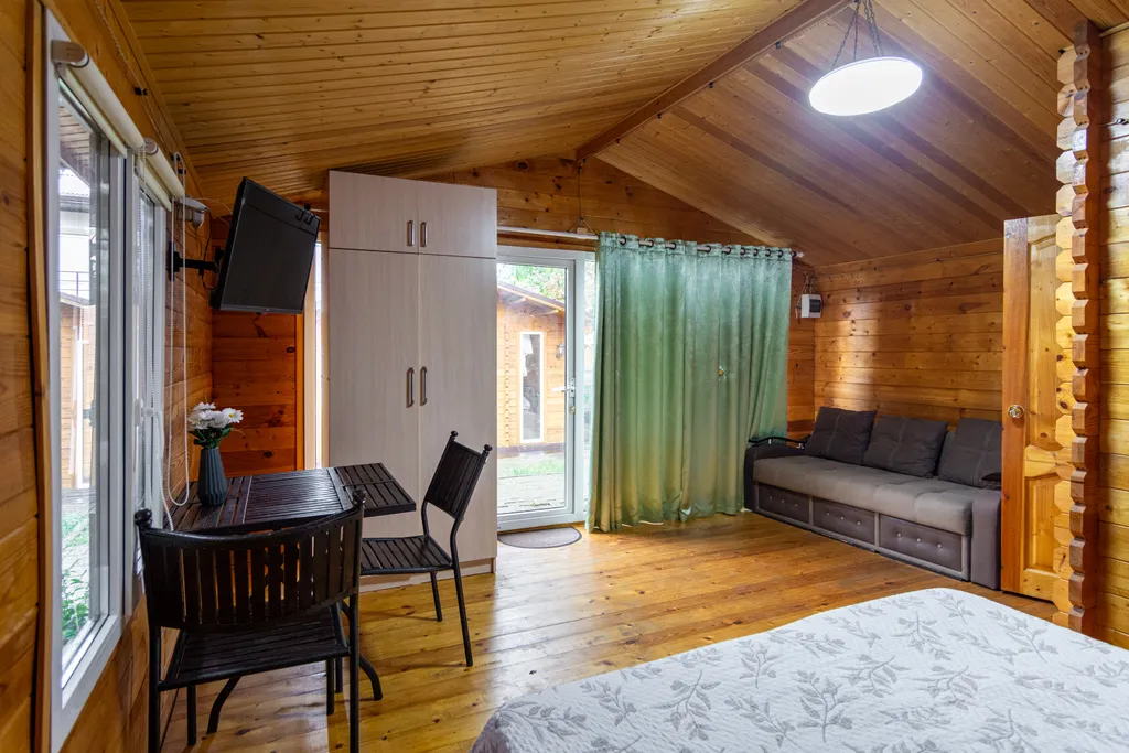 Современный деревянный дом из бруса