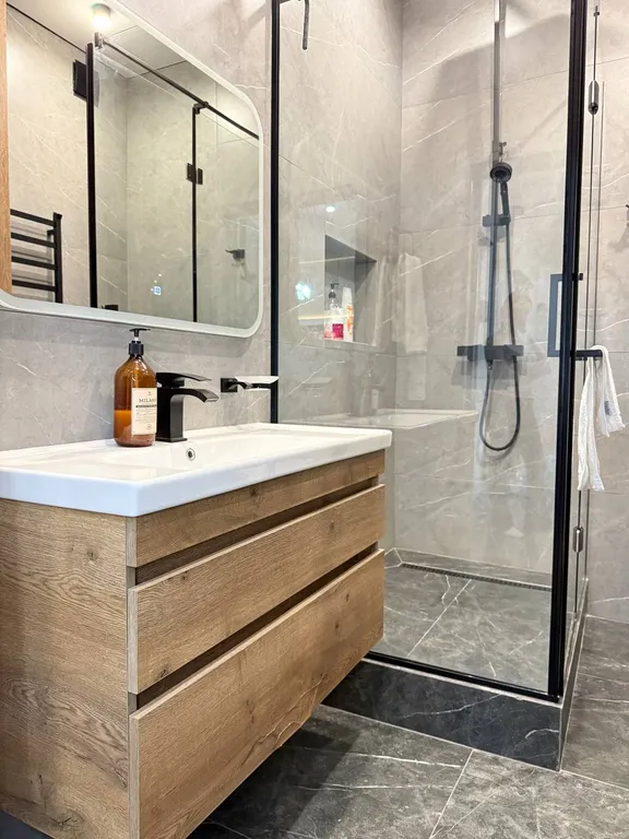 Отличная квартира в модном районе рядом с ТРЦ Мега Алматы